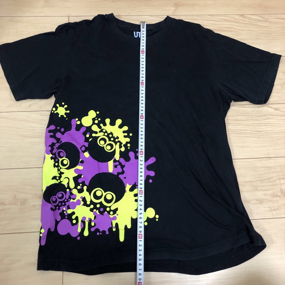 Tシャツ　スプラトゥーン　ユニクロ　黒　Lサイズ メンズのトップス(Tシャツ/カットソー(半袖/袖なし))の商品写真