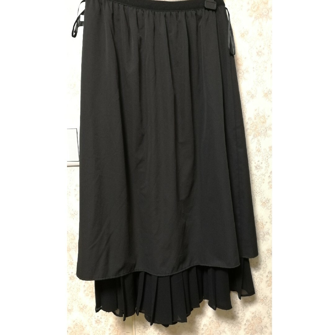 UNIQLO - ユニクロ シフォンプリーツスカート 黒の通販 by 秋桜 UNIQLO - ユニクロ シフォンプリーツスカート 黒の通販 by 秋桜
