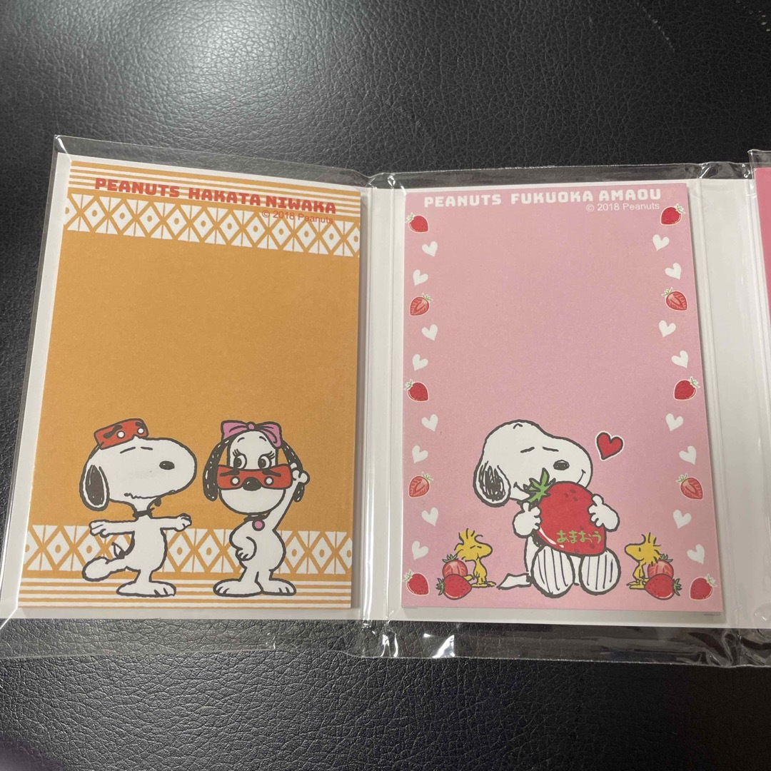 SNOOPY(スヌーピー)の【地域限定商品】PEANUTS  スヌーピー  メモ2点セット エンタメ/ホビーのおもちゃ/ぬいぐるみ(キャラクターグッズ)の商品写真