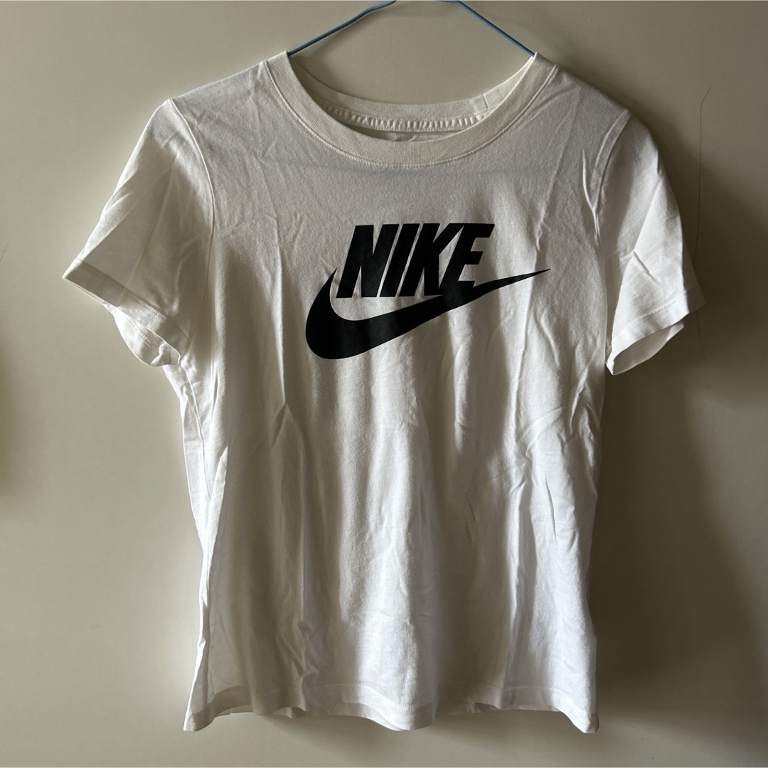 NIKE(ナイキ)のNIKE レディース Tシャツ ホワイト Ｓ レディースのトップス(Tシャツ(半袖/袖なし))の商品写真