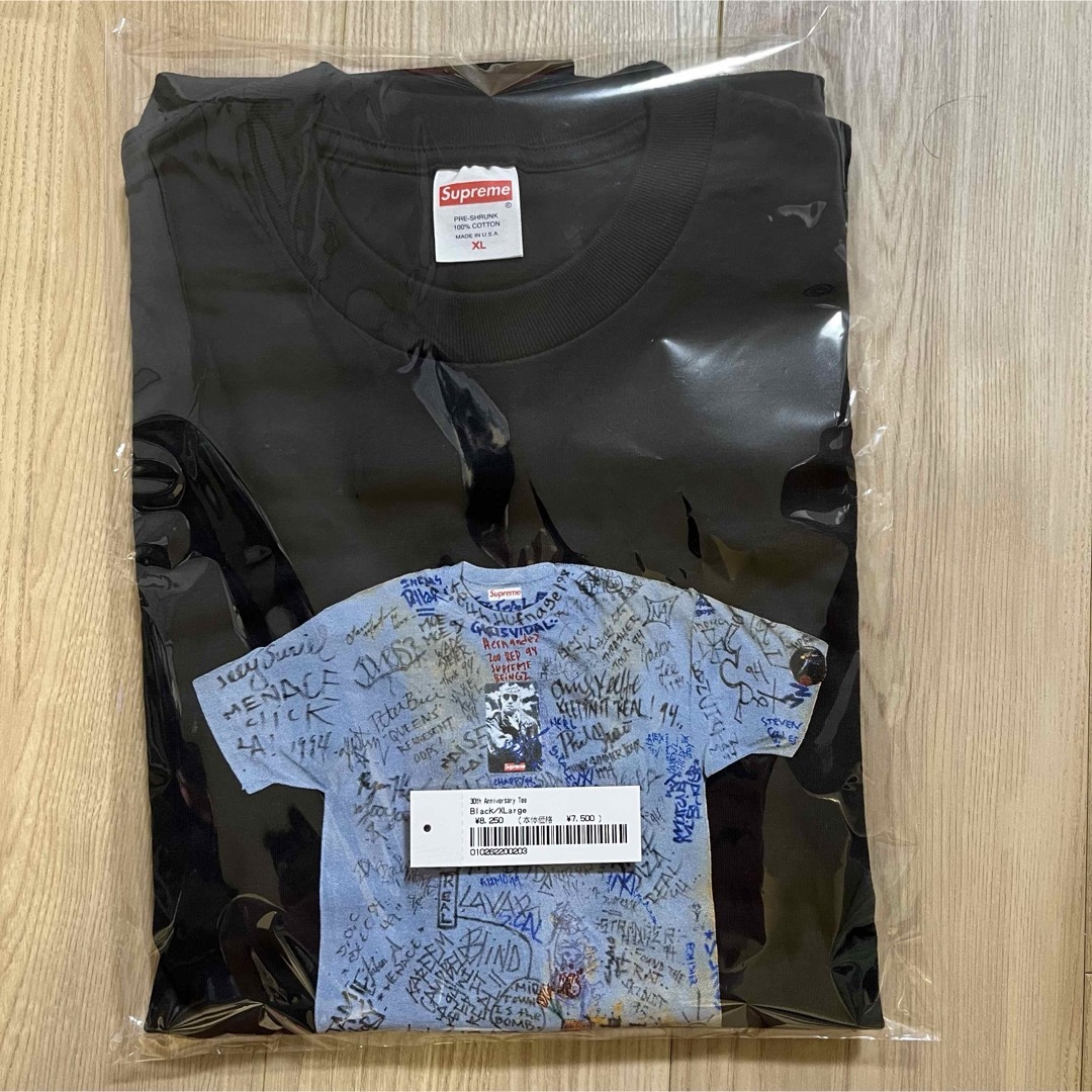 Supreme(シュプリーム)のSupreme 30th Anniversary First Tee メンズのトップス(Tシャツ/カットソー(半袖/袖なし))の商品写真