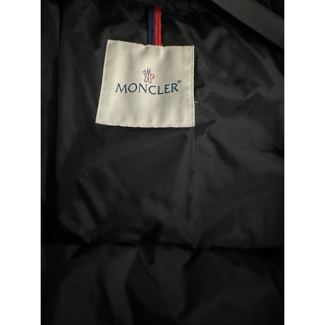 MONCLER(モンクレール)の【レア】MONCLER モンクレール　LUCIEN メンズ　ダウンジャケット48 メンズのジャケット/アウター(ダウンジャケット)の商品写真