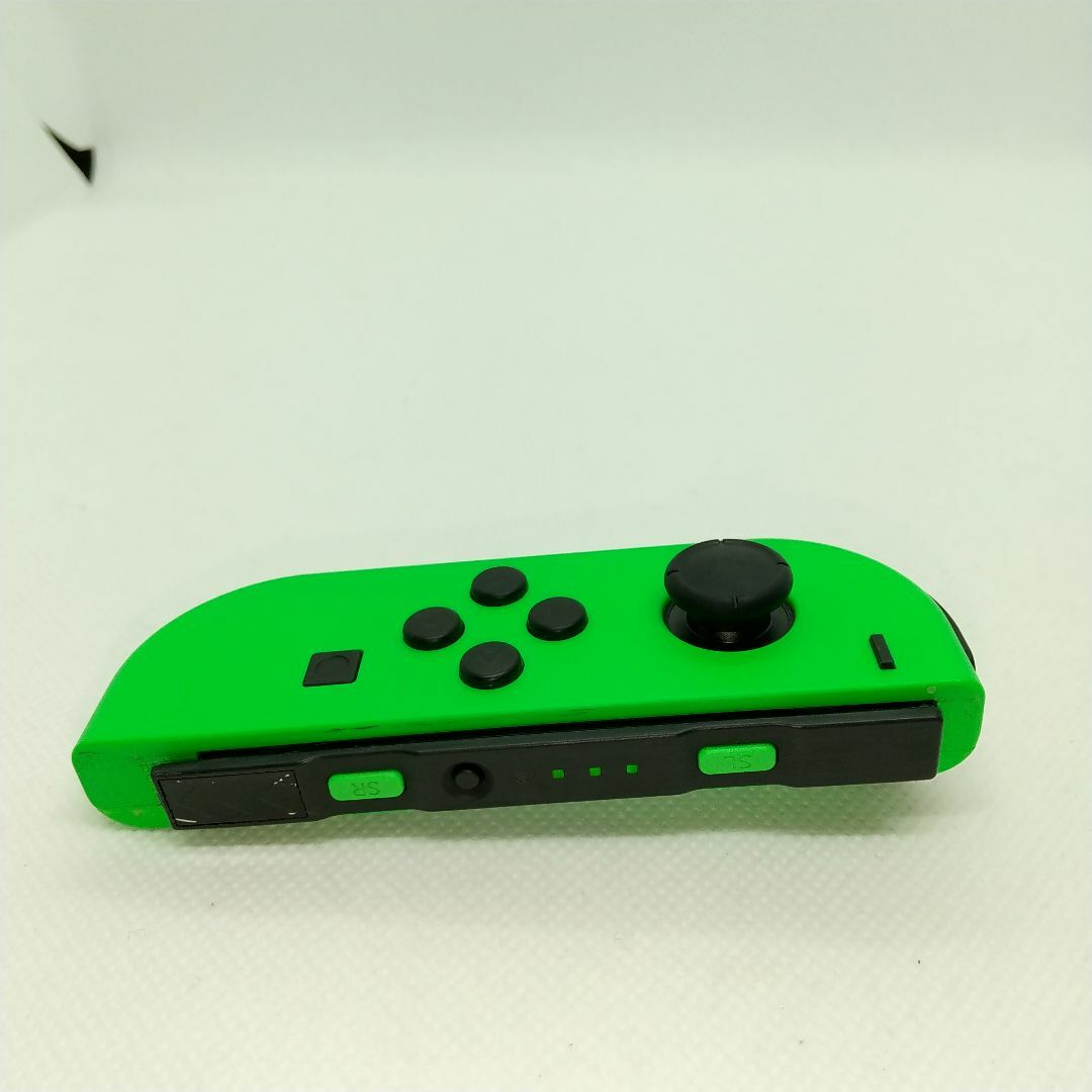 Nintendo Switch(ニンテンドースイッチ)の【大人気】⑧Switch ジョイコン　ネオングリーン左(L)【任天堂純正品】緑 エンタメ/ホビーのゲームソフト/ゲーム機本体(家庭用ゲーム機本体)の商品写真