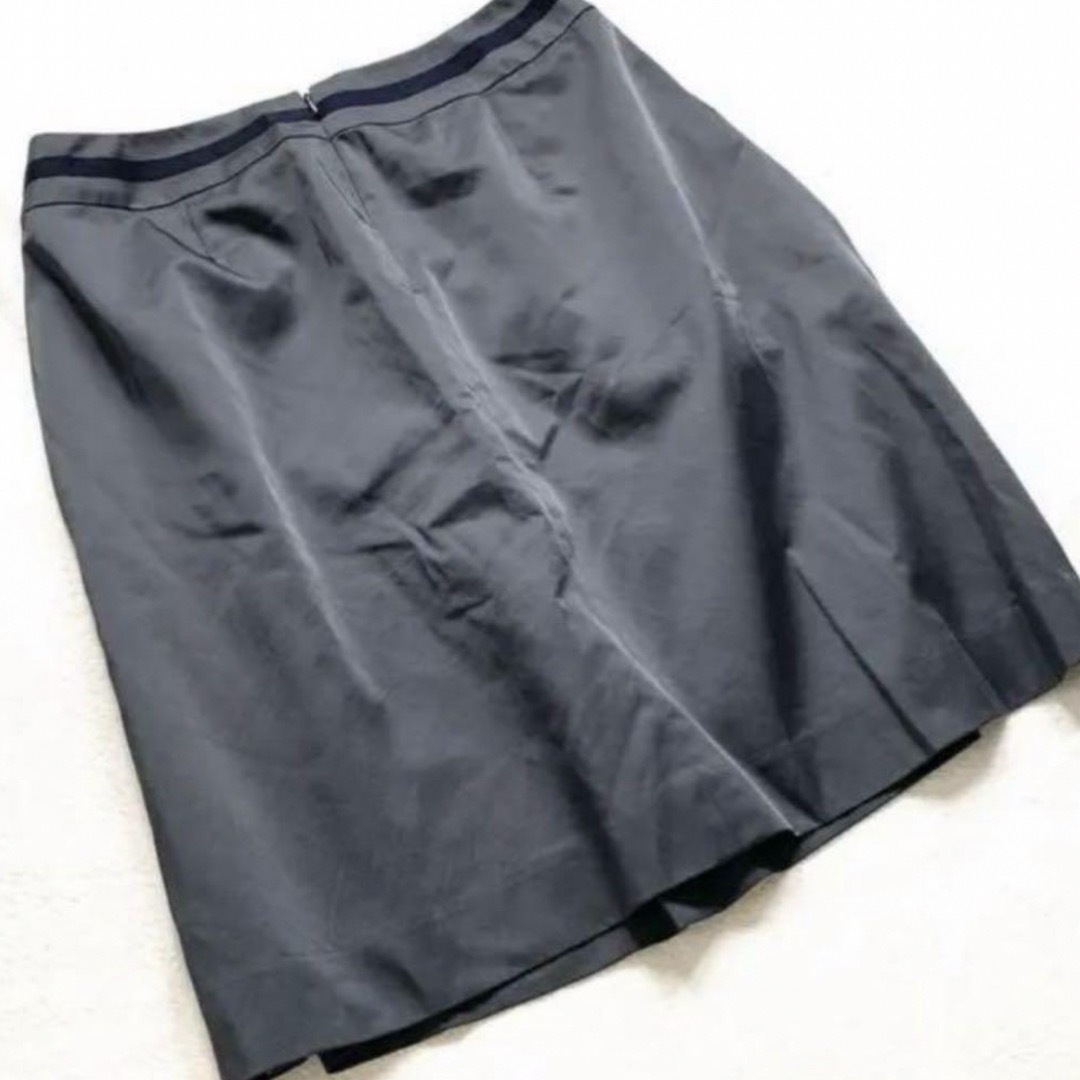Noble(ノーブル)のNOBLE コットンキャンバスラップスカート　ボールジィ　コクーンタックスカート レディースのスカート(ひざ丈スカート)の商品写真