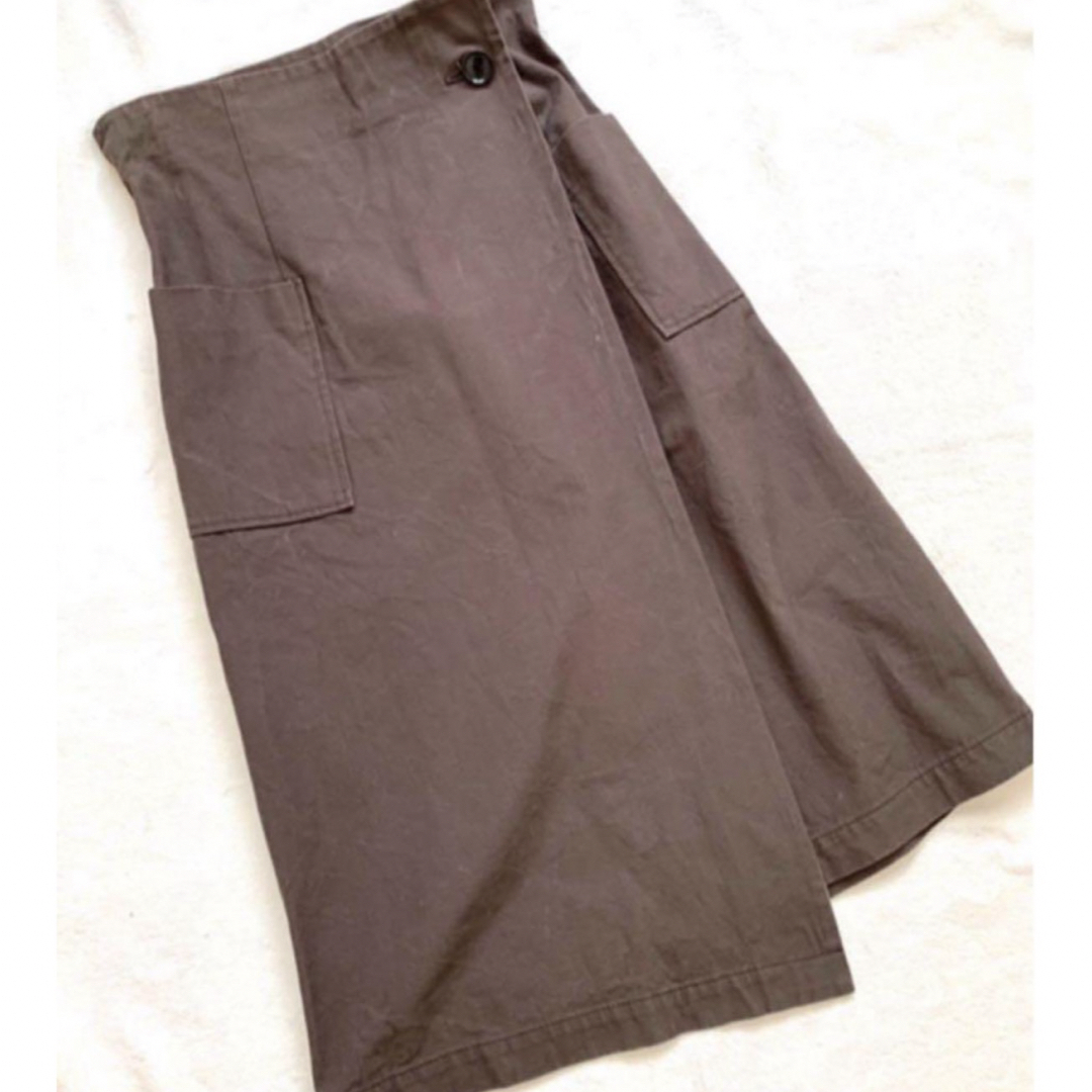 Noble(ノーブル)のNOBLE コットンキャンバスラップスカート　ボールジィ　コクーンタックスカート レディースのスカート(ひざ丈スカート)の商品写真