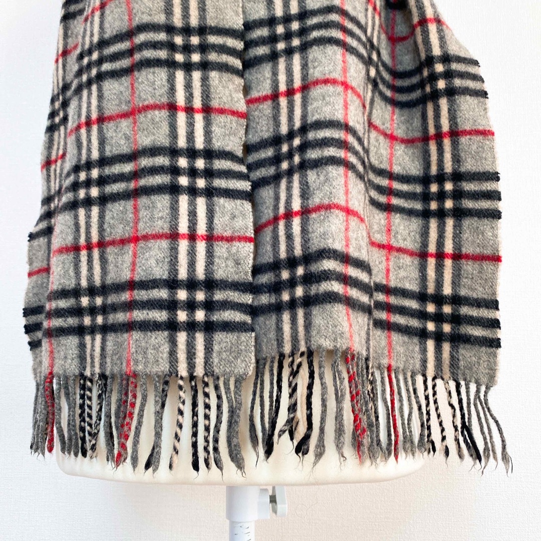 BURBERRY(バーバリー)のBurberrys バーバリーズ　マフラー　ストール　ノバチェック　ウール　灰色 レディースのファッション小物(マフラー/ショール)の商品写真