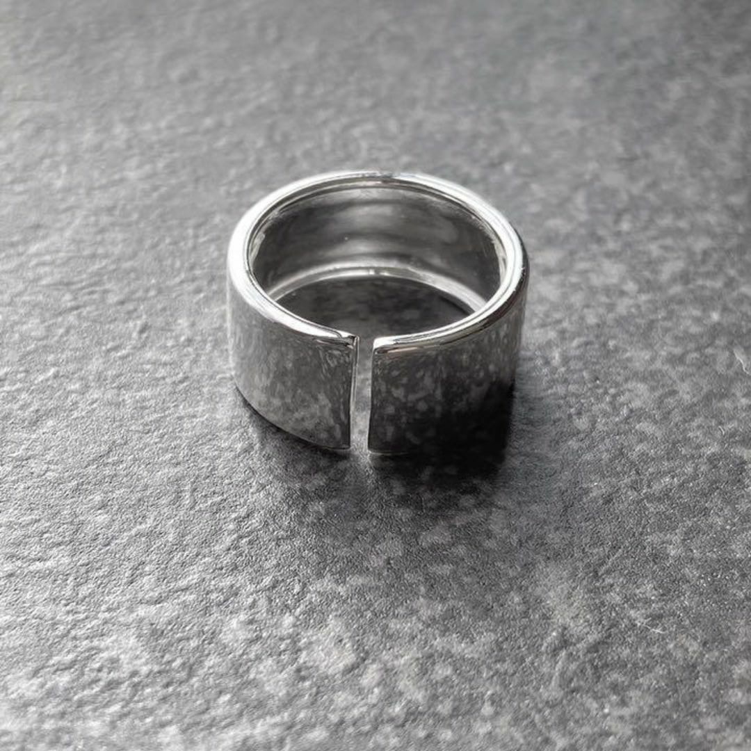 シルバーリング　シンプルオープンリング　8ミリ幅 メンズのアクセサリー(リング(指輪))の商品写真