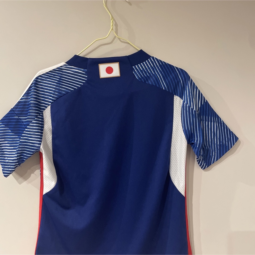 adidas(アディダス)の【新品】日本代表ユニフォーム未使用　2022-23 　adidas正規品 キッズ/ベビー/マタニティのキッズ服男の子用(90cm~)(Tシャツ/カットソー)の商品写真