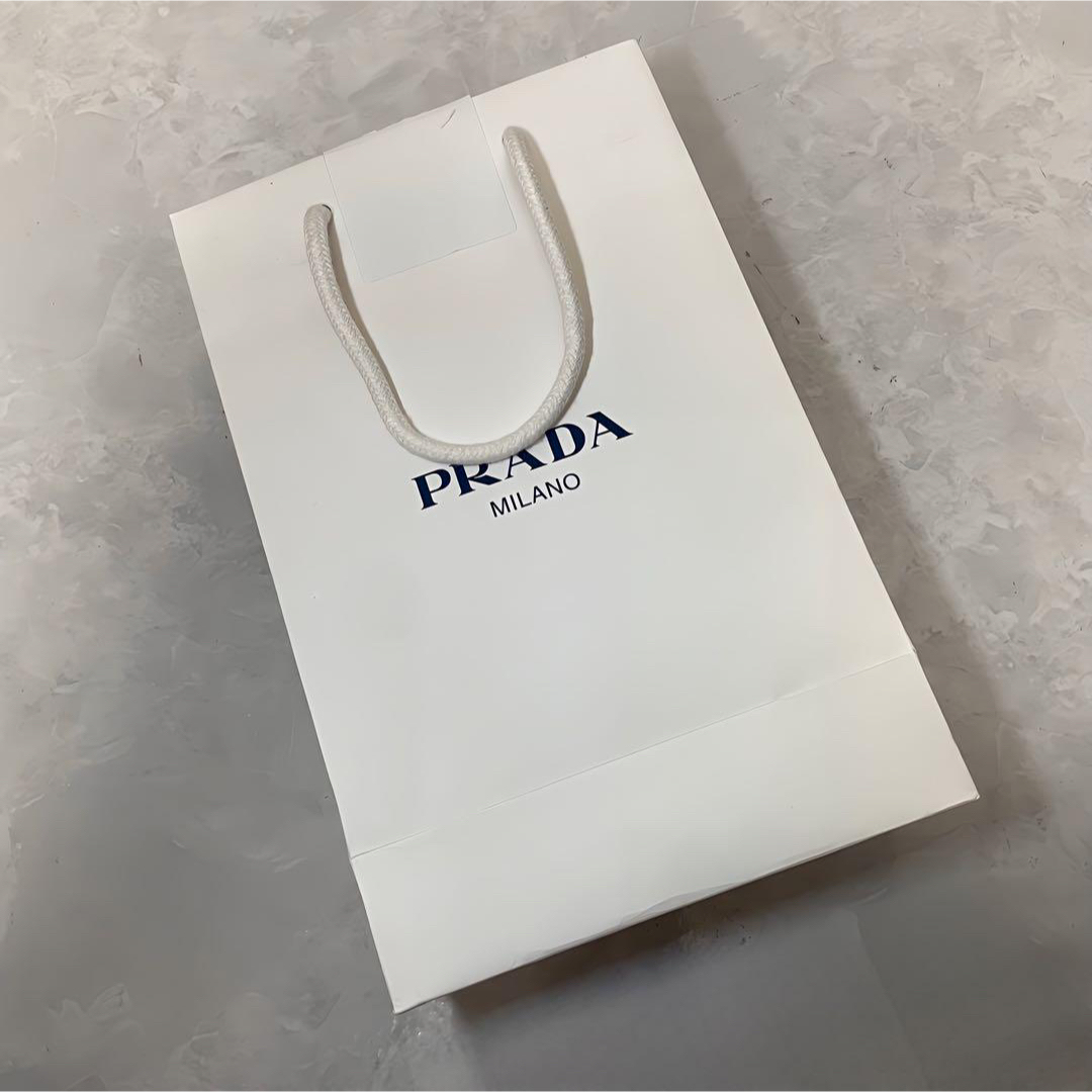 PRADA(プラダ)のプラダ キーケース PRADA メンズ ラウンドファスナー NERO メンズのファッション小物(キーホルダー)の商品写真