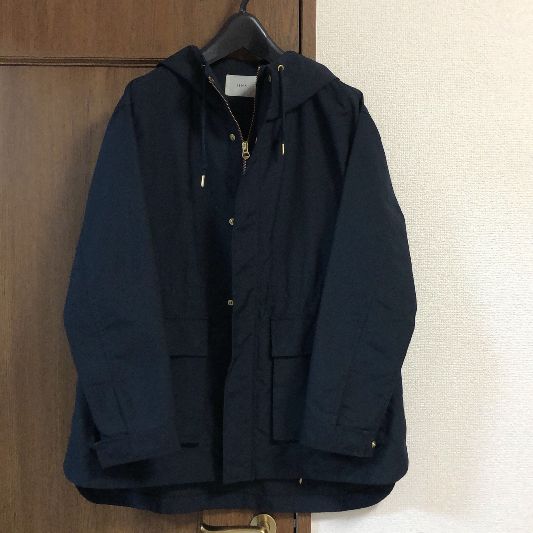 IENA(イエナ)のイエナ 高密度タフタフーデットブルゾン ネイビー 38 レディースのジャケット/アウター(ブルゾン)の商品写真