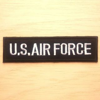 【送料込み】新品☆「U.S.AIR FORCE」のアイロンワッペン 白黒(その他)