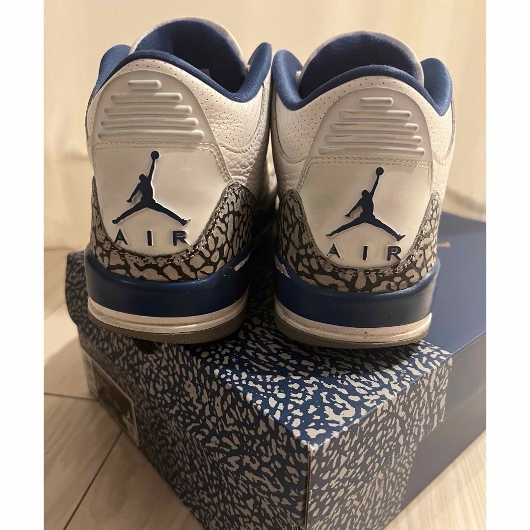 NIKE(ナイキ)のNIKE AIR JORDAN 3 RETRO 25.5㎝ メンズの靴/シューズ(スニーカー)の商品写真