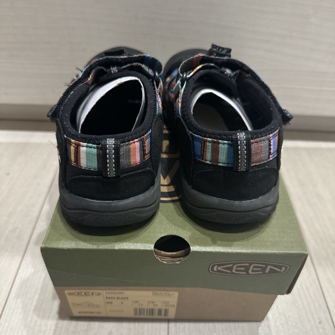 KEEN(キーン)のキーン ニューポート エイチツー 1026280 ジュニアシューズ キッズ/ベビー/マタニティのキッズ靴/シューズ(15cm~)(サンダル)の商品写真