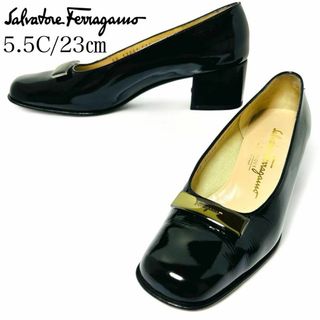 フェラガモ(Ferragamo)の美品✨フェラガモ 5.5C/23cm パンプス パテンレザー エナメル ロゴ 黒(ハイヒール/パンプス)