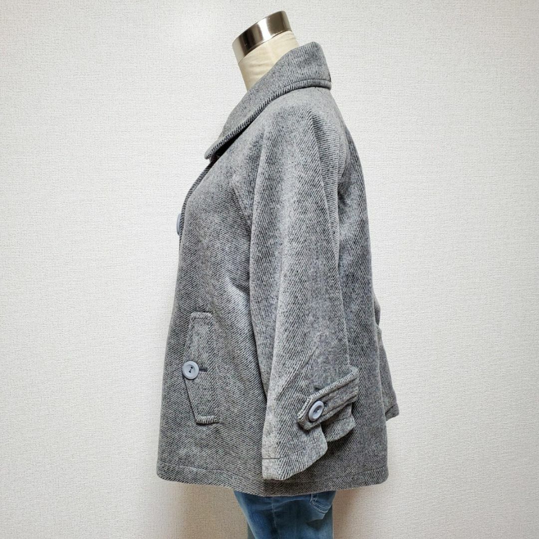 Bou Jeloud(ブージュルード)のBou Jeloud ブージュルード コート グレー サイズ38　タグ付き未使用 レディースのジャケット/アウター(ピーコート)の商品写真