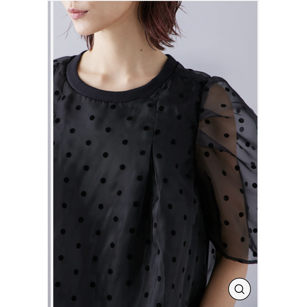 オーガンジードットパフチュニック　ブラック　frene  フラーネ レディースのトップス(シャツ/ブラウス(半袖/袖なし))の商品写真