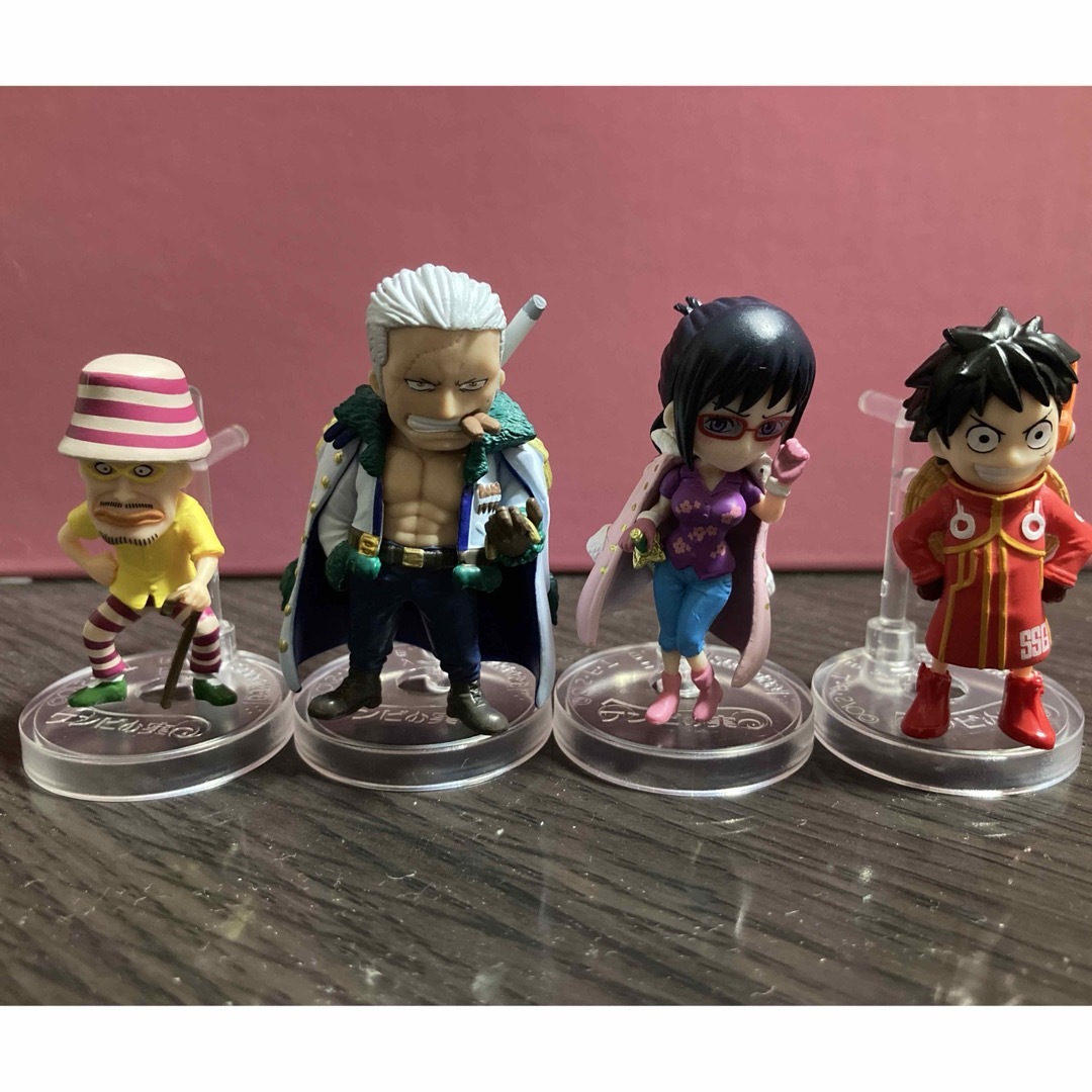 ONE PIECE(ワンピース)のワンピの実第十七海戦　ルフィ他３体 エンタメ/ホビーのおもちゃ/ぬいぐるみ(キャラクターグッズ)の商品写真