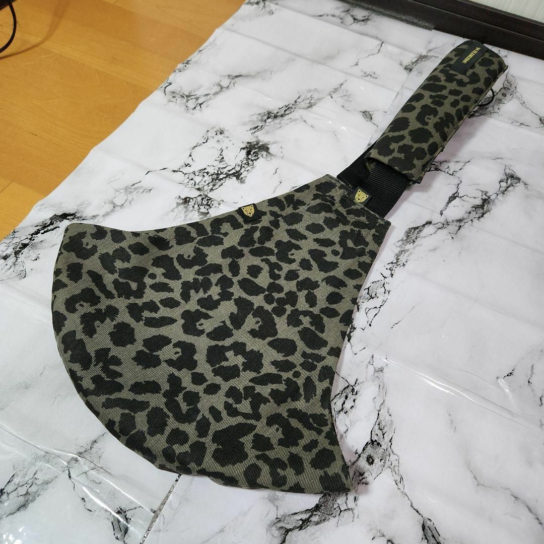 【美品】WILD RIDE オランダ スリング ベビー grey leopard キッズ/ベビー/マタニティの外出/移動用品(スリング)の商品写真