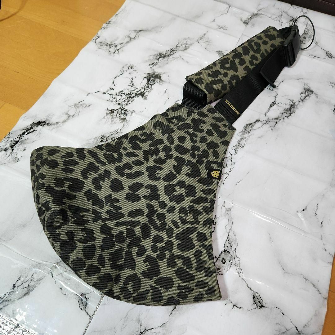 【美品】WILD RIDE オランダ スリング ベビー grey leopard キッズ/ベビー/マタニティの外出/移動用品(スリング)の商品写真