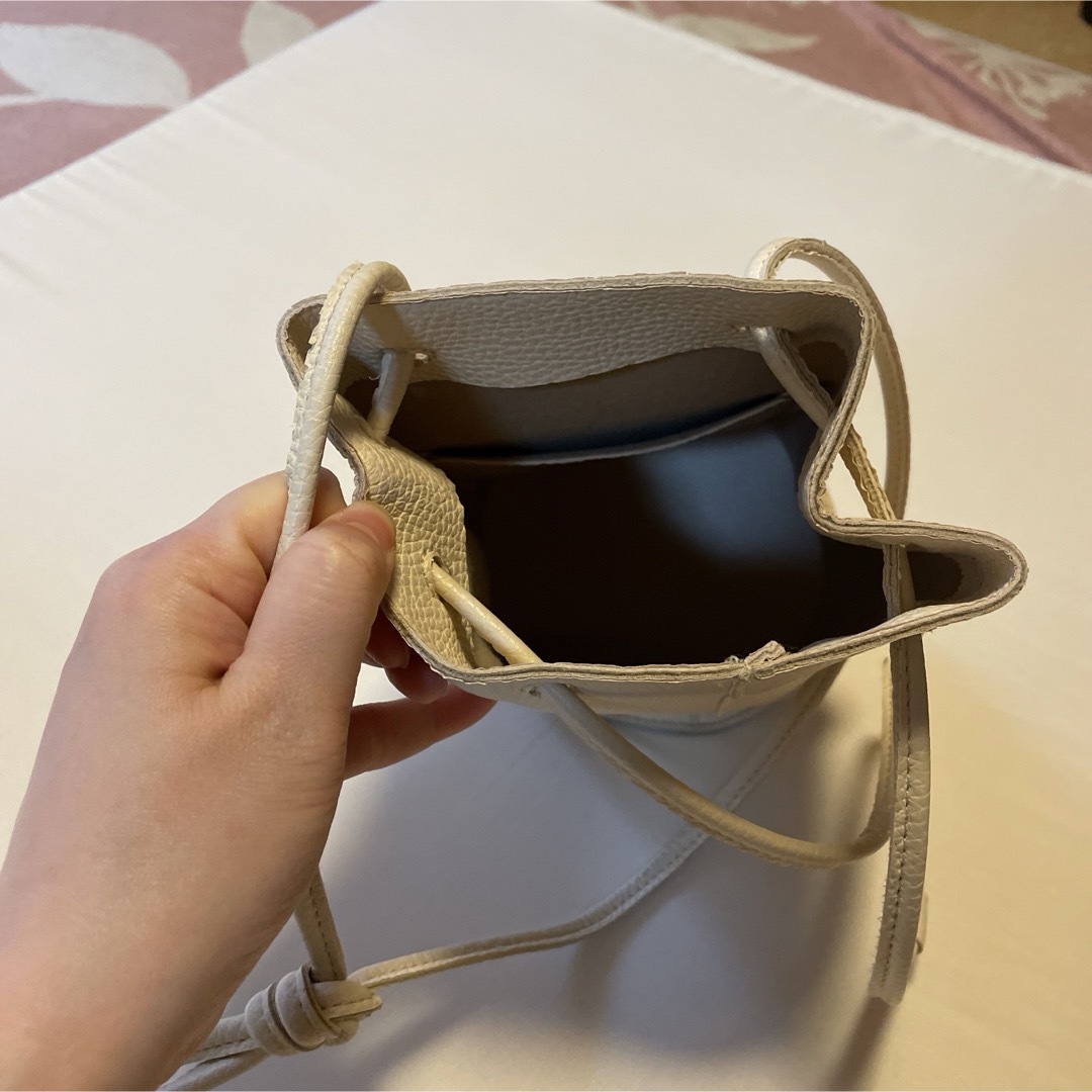 LEPSIM(レプシィム)のレプシィム　LEPSIM 巾着バック　ショルダーバック レディースのバッグ(ショルダーバッグ)の商品写真