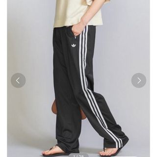 ロク(6 (ROKU))の美品 adidasトラック パンツ(カジュアルパンツ)