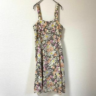 かわいい♡ 花柄　ワンピース　レディース　ノースリーブ　オシャレ(ひざ丈ワンピース)