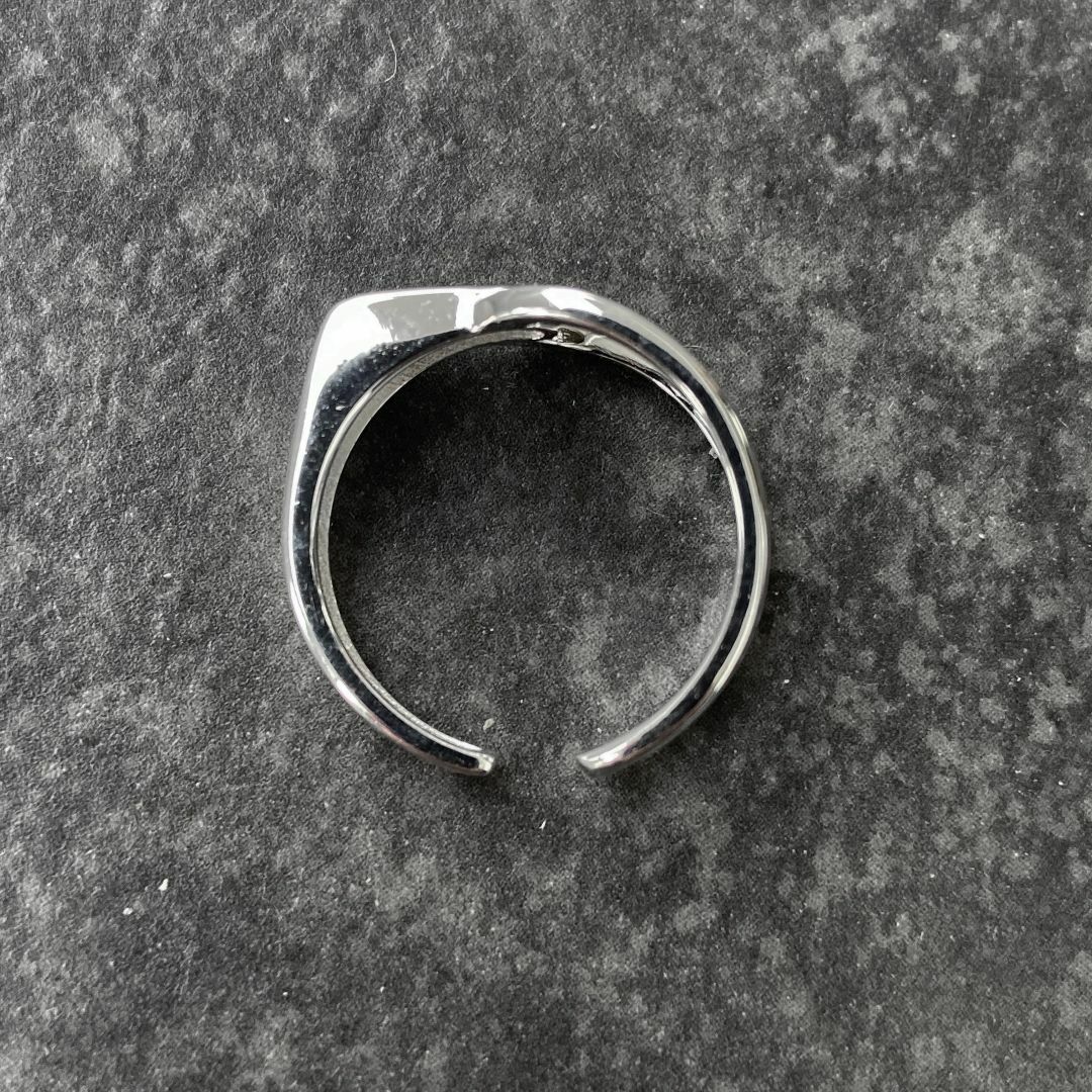 シルバーリング925　デザイン　アシンメトリー　オープンリングNo1 メンズのアクセサリー(リング(指輪))の商品写真