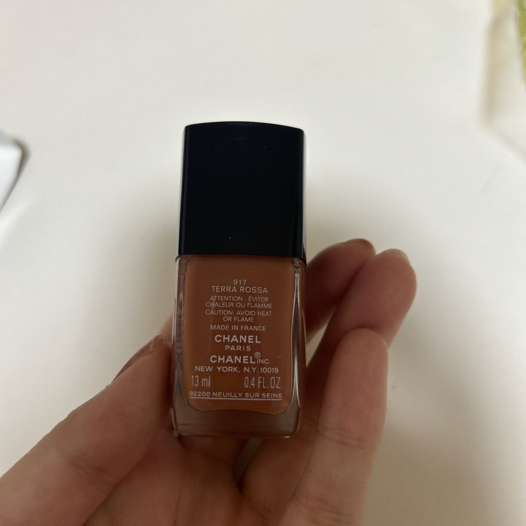 CHANEL(シャネル)のCHANEL le VERNIS コスメ/美容のネイル(マニキュア)の商品写真