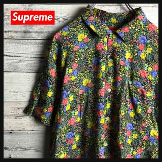 シュプリーム(Supreme)の【希少デザイン】シュプリーム☆ワンポイントロゴ入り花柄半袖レーヨンシャツ 総柄(シャツ)