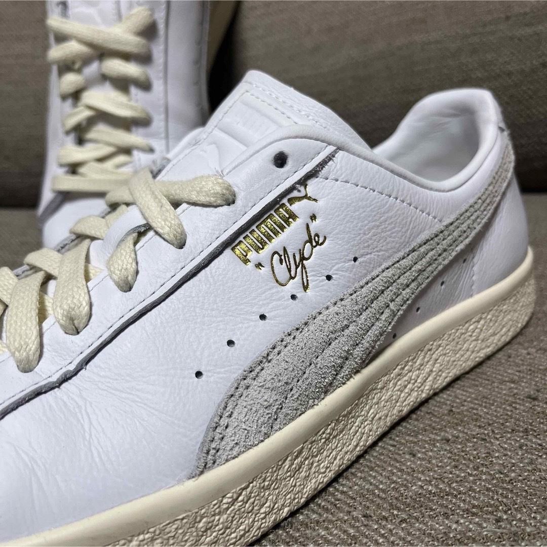 PUMA(プーマ)のプーマ PUMA CLYDE BASE  WHITE/FROSTED IVORY メンズの靴/シューズ(スニーカー)の商品写真