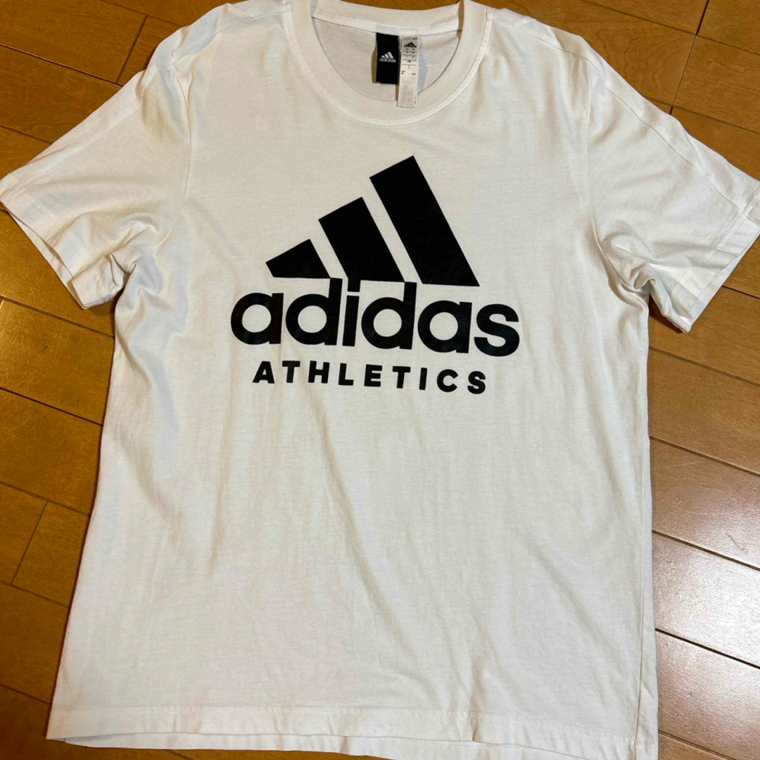 adidas(アディダス)のアディダス　Tシャツ　adidas メンズのトップス(Tシャツ/カットソー(半袖/袖なし))の商品写真