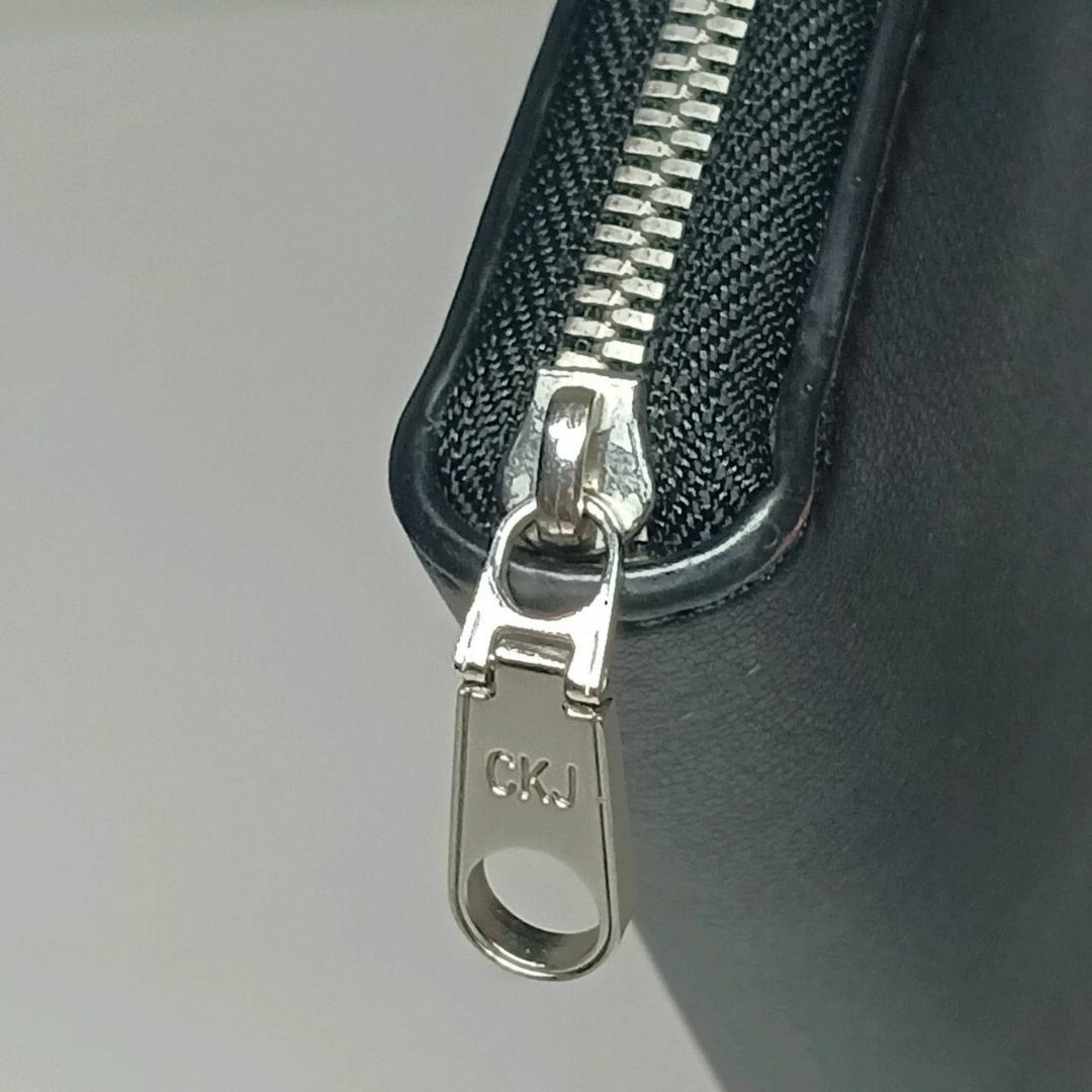 Calvin Klein(カルバンクライン)の【美品】カルバンクラインジーンズ 長財布 小物ファッション ブランド ブラック メンズのファッション小物(長財布)の商品写真