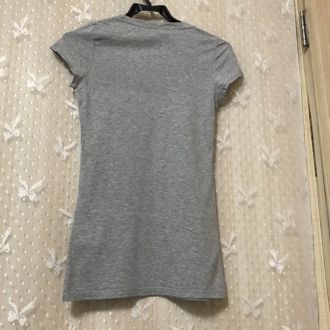 レデイースロゴTシャツ　グレー レディースのトップス(Tシャツ(半袖/袖なし))の商品写真