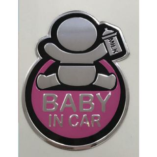 Baby  in  car  ステッカー　ピンク　新品