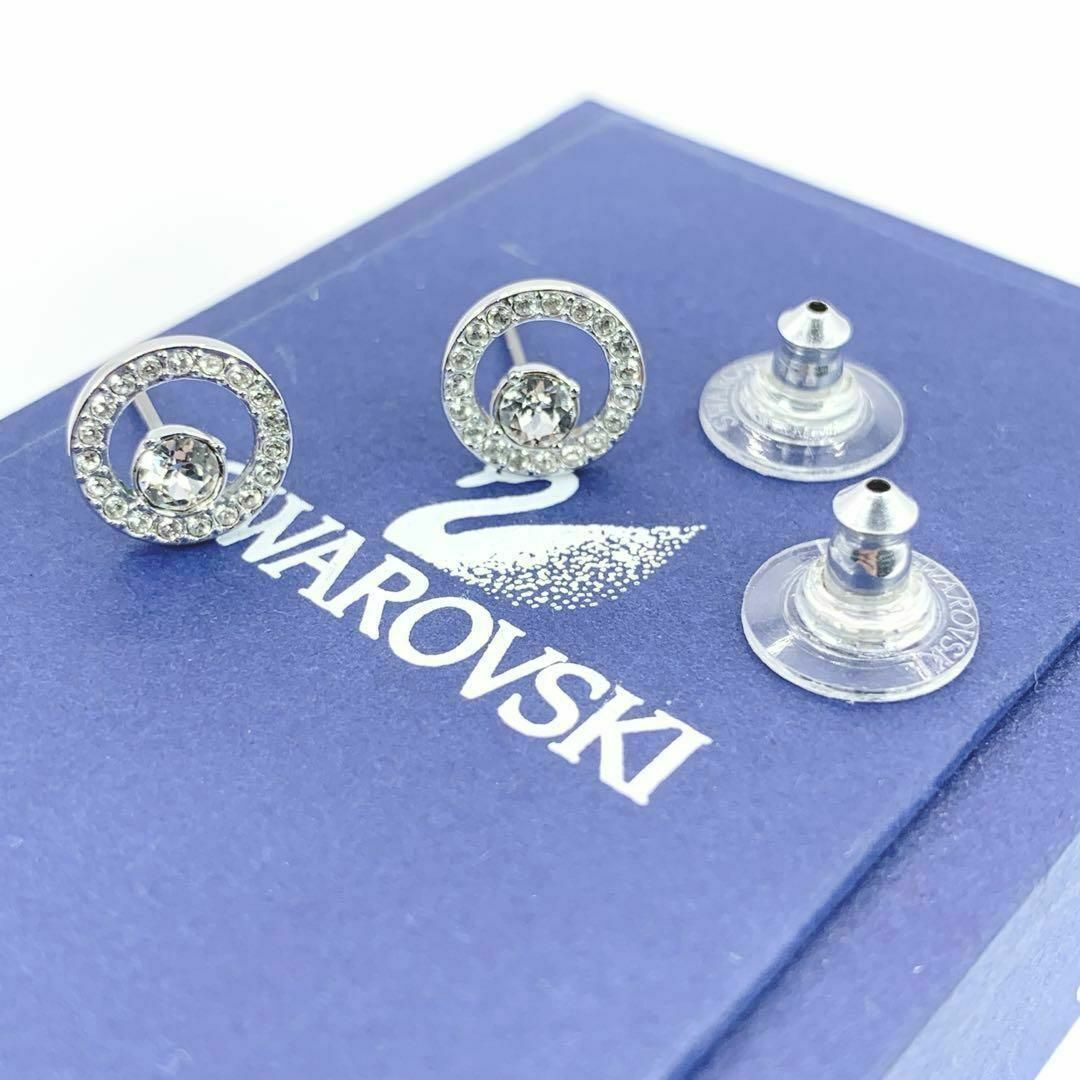 SWAROVSKI(スワロフスキー)の【未使用】SWAROVSKI　スワロフスキー　シルバー　ピアス　ラインストーン レディースのアクセサリー(ピアス)の商品写真