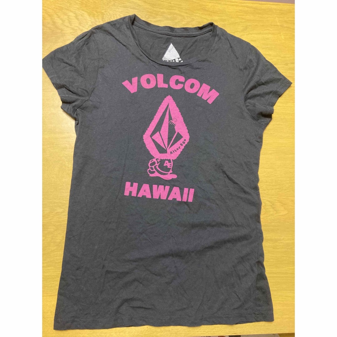 volcom(ボルコム)のボルコム　VOLCOM レディース　半袖　Tシャツ　Lサイズ レディースのトップス(Tシャツ(半袖/袖なし))の商品写真