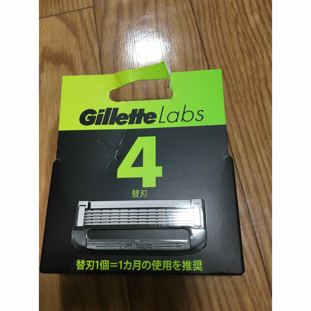 Gillette(ジレット)のGillette Labs角質除去バー搭載替刃　40個　新品未開封  コスメ/美容のシェービング(カミソリ)の商品写真