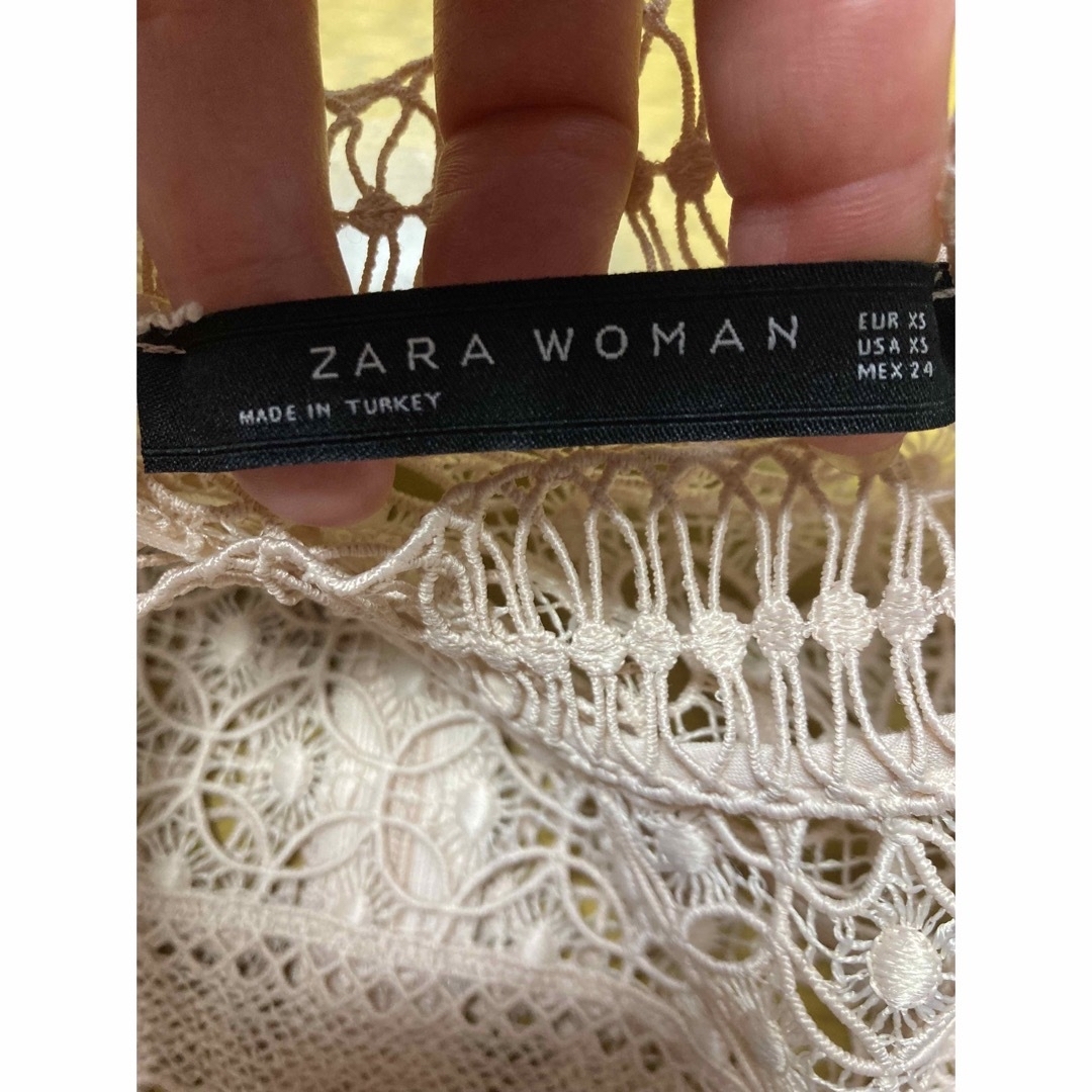 ZARA(ザラ)のZARA woman ザラ　トップス　半袖　XS レディースのトップス(カットソー(半袖/袖なし))の商品写真