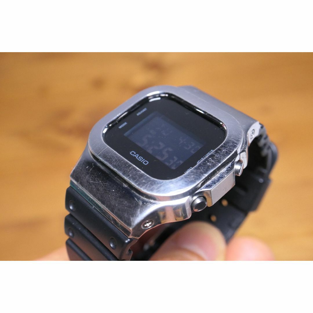 DAMUE 5600 Silver カスタム G-SHOCK メンズの時計(腕時計(デジタル))の商品写真