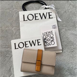 ロエベ(LOEWE)の正規品　ロエベ バーティカルウォレットスモール(財布)