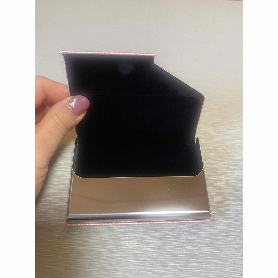 【未使用】　名刺入れ　カードケース　薄ピンク レディースのファッション小物(名刺入れ/定期入れ)の商品写真