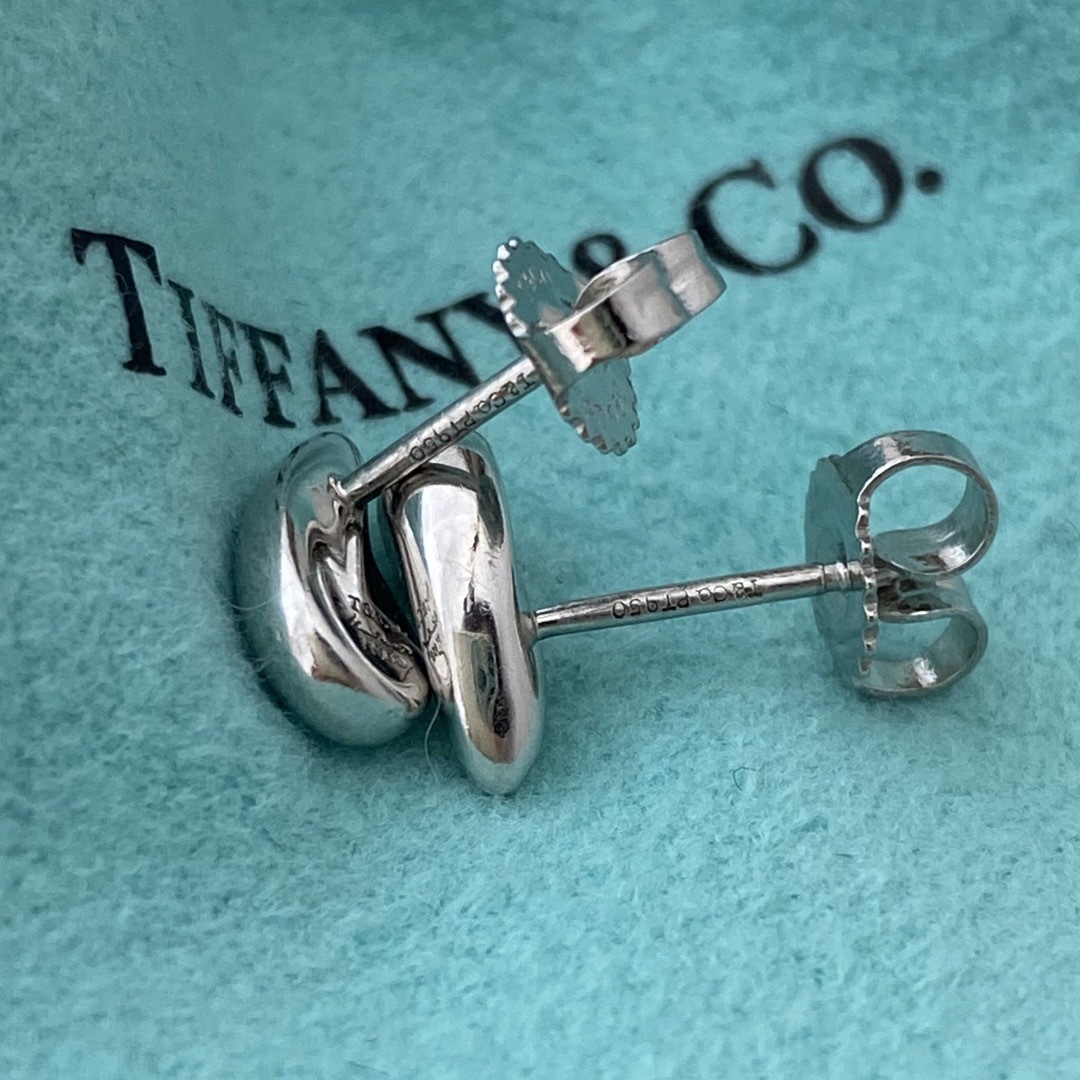 Tiffany & Co.(ティファニー)のティファニー PT950 ティアドロップ  ピアス プラチナ レディースのアクセサリー(ピアス)の商品写真