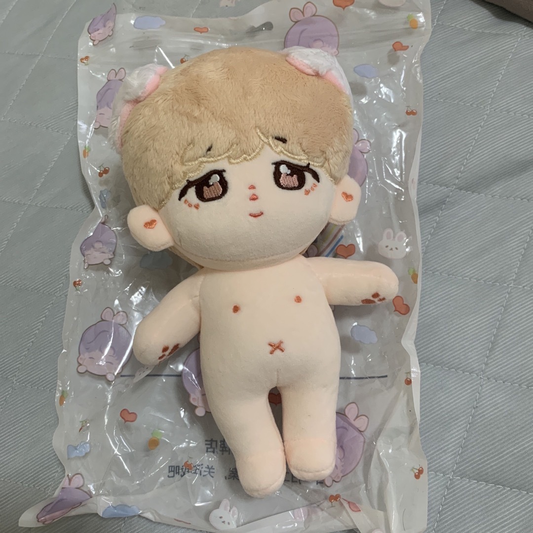 防弾少年団(BTS)(ボウダンショウネンダン)のBTS Jimin doll ジミンぬいぐるみ　20cm エンタメ/ホビーのタレントグッズ(アイドルグッズ)の商品写真