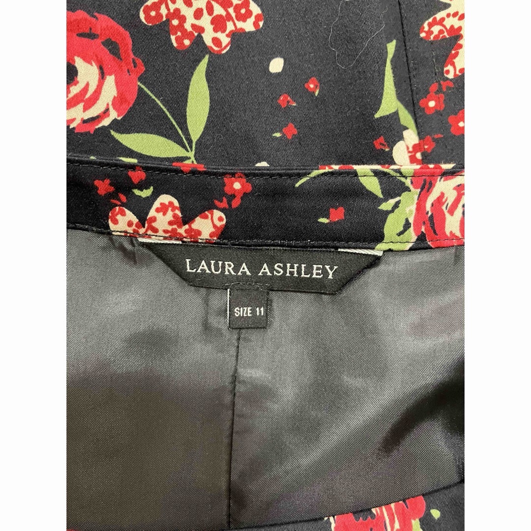 LAURA ASHLEY(ローラアシュレイ)のローラアシュレイ LAURA ASHLEY フラワープリント切り替えスカート レディースのスカート(ロングスカート)の商品写真