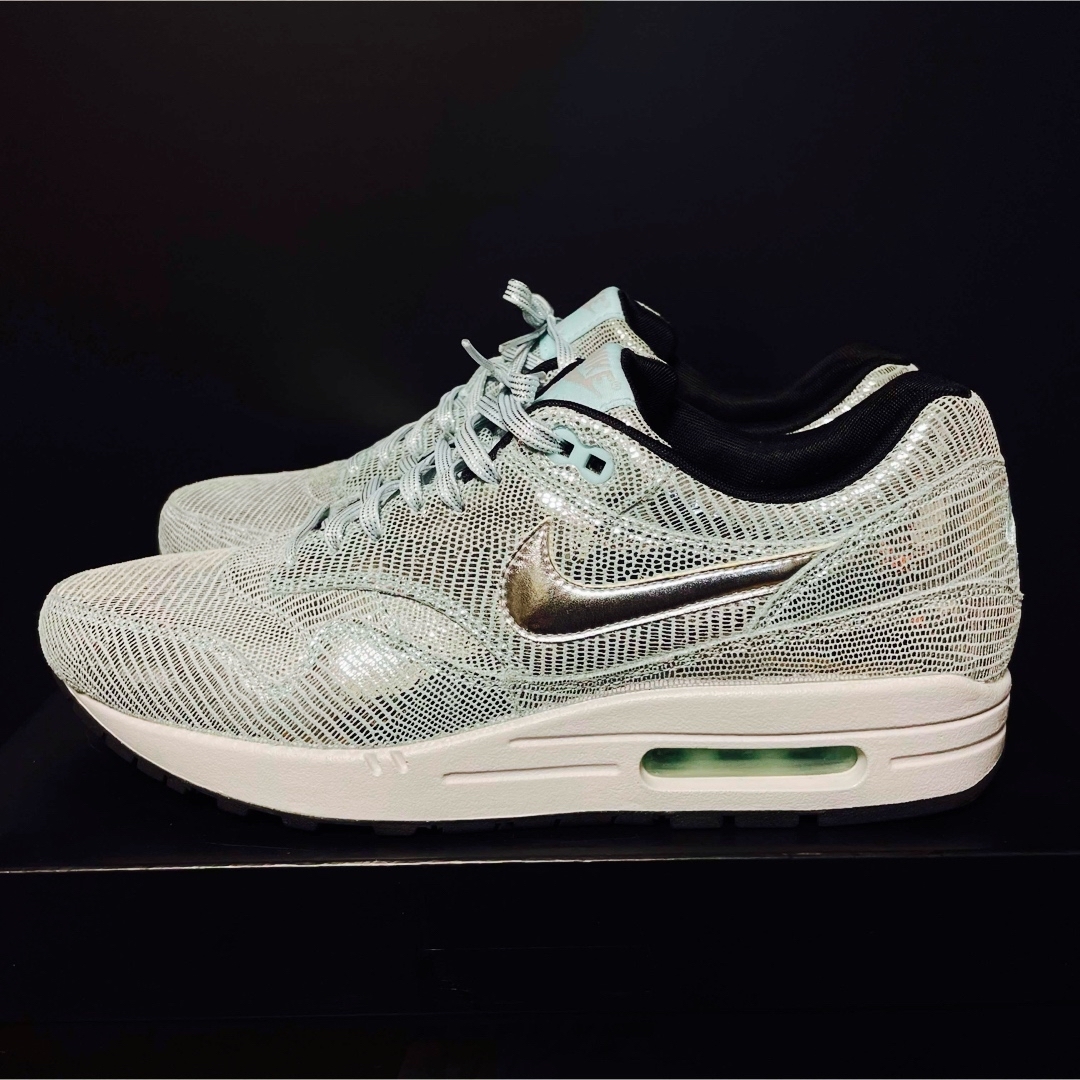 NIKE(ナイキ)のAIR MAX1 QS METALLIC SILVER dead stock メンズの靴/シューズ(スニーカー)の商品写真