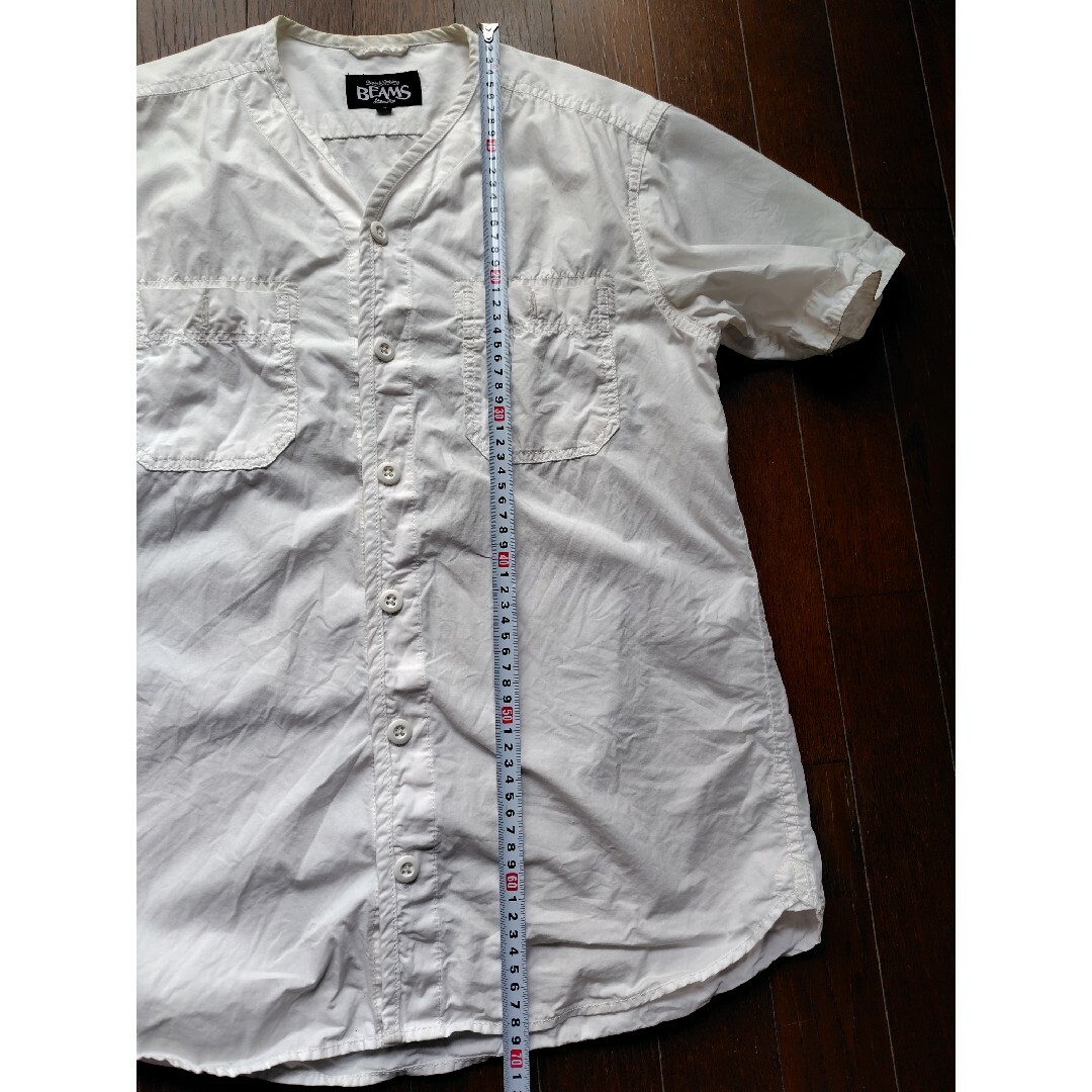 ノーカラー　白シャツ メンズのトップス(Tシャツ/カットソー(半袖/袖なし))の商品写真