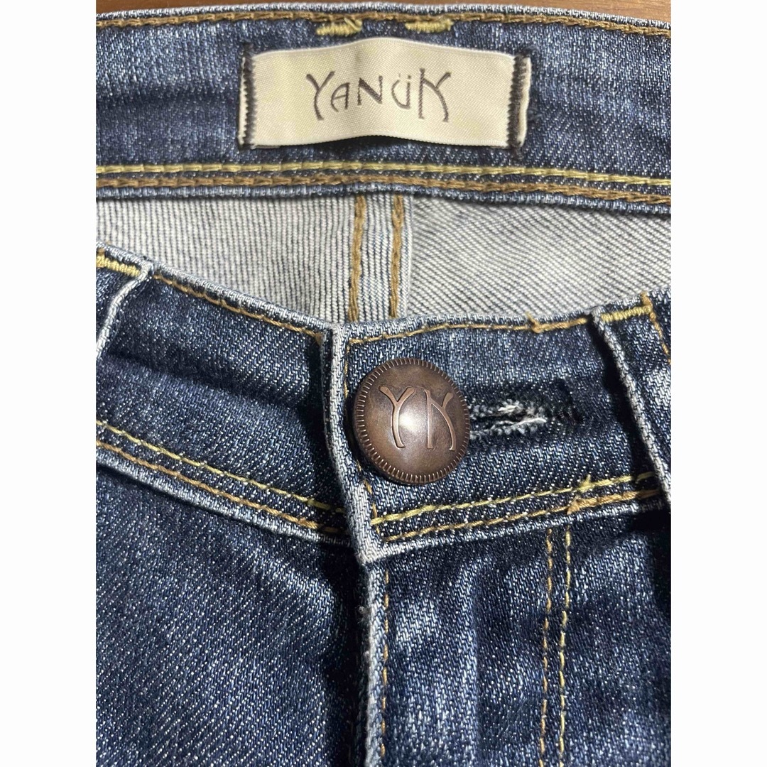 YANUK(ヤヌーク)のyanuk ヤヌーク ストレートデニム レディースのパンツ(デニム/ジーンズ)の商品写真