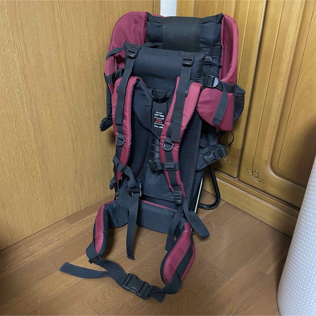 Deuter(ドイター)の【送料無料】deuter kid comfort ドイター ベビーキャリア スポーツ/アウトドアのアウトドア(登山用品)の商品写真