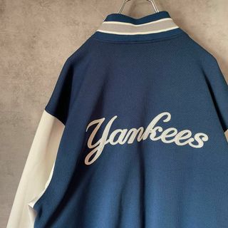 【背面ビッグ刺繍ロゴ、ニューヨークヤンキース】MLBメッシュスタジャン古着紺M(スタジャン)