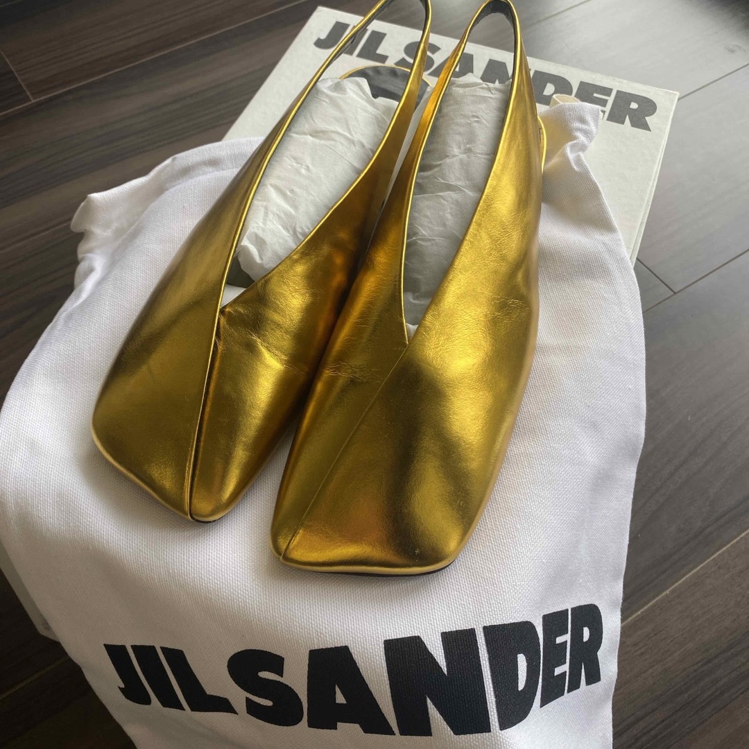 Jil Sander(ジルサンダー)の Jil Sander ジルサンダー  バレリーナ サンダル レザー ゴールド レディースの靴/シューズ(サンダル)の商品写真